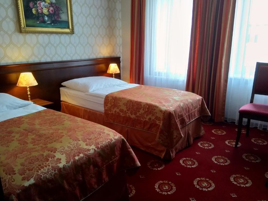 Отель Hotel Kopernik Цехоцинек-9